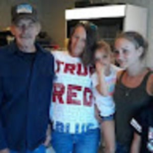 Meet your Posher, Angie